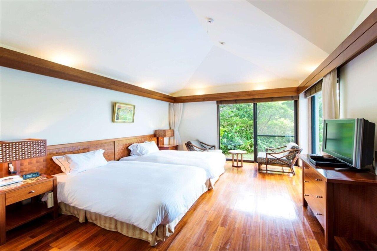 Kanehide Kise Country Club Nago Exterior photo